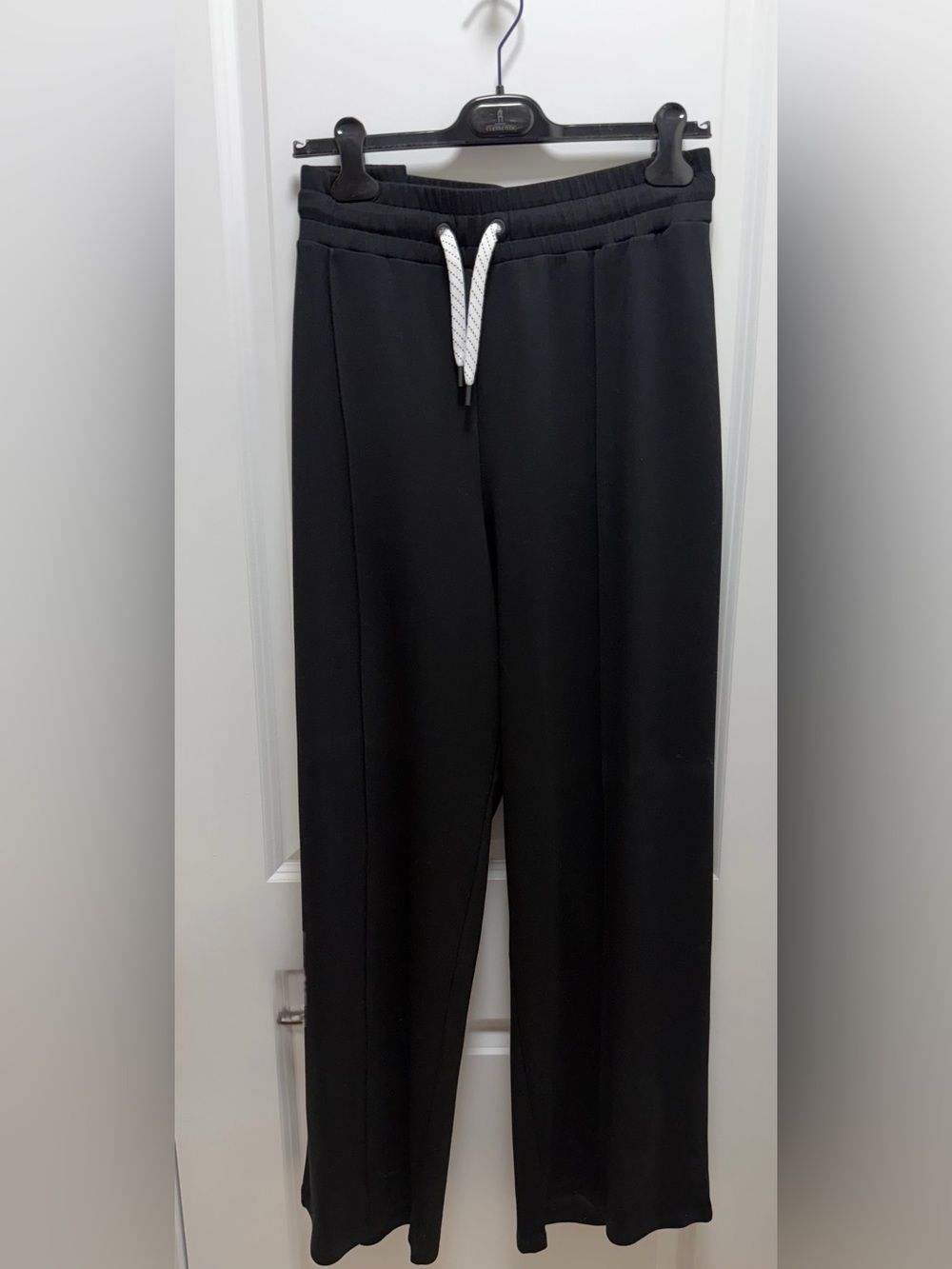 Active Zone Black Wide Leg Casual Pants with White Drawstring